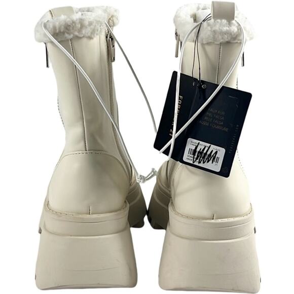 NWT Forever 21 Cream Faux Fur Bootie Size 7 - Picture 5 of 10